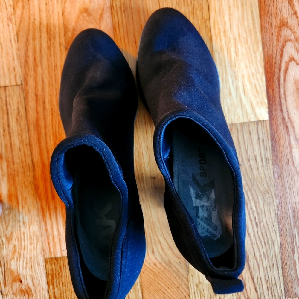 Anne Klein Sport Women's Pump